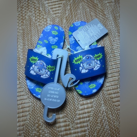 Star Wars Other - Disney Star Wars R2-D2 Slides/Sandals for Kids,Boys Size US 11-12,NWT